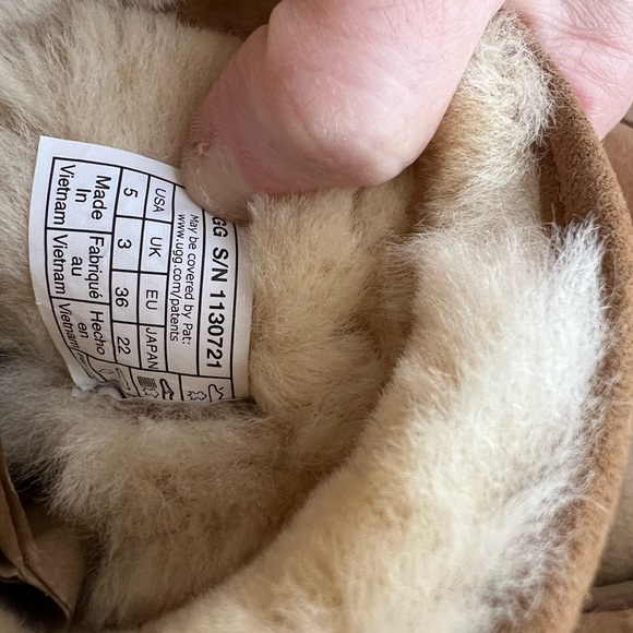 UGG Romely Cuffable in Chestnut Brown - Picture 9 of 10